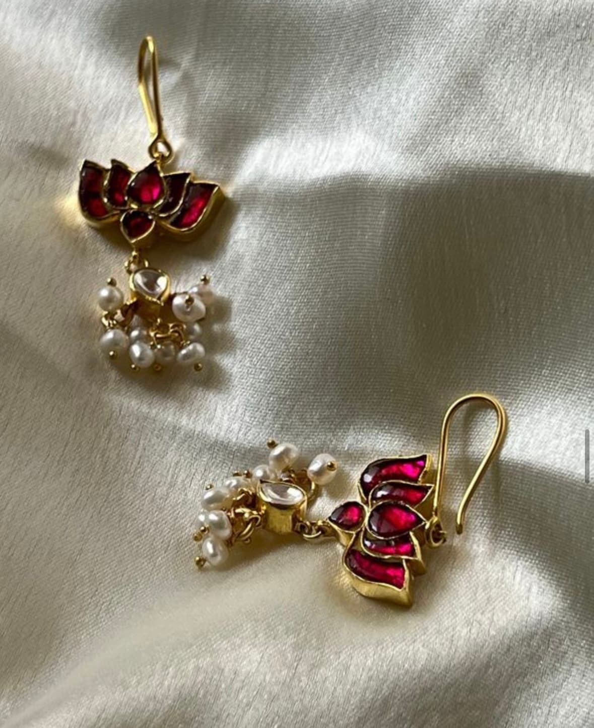 Ratna Raga Collection